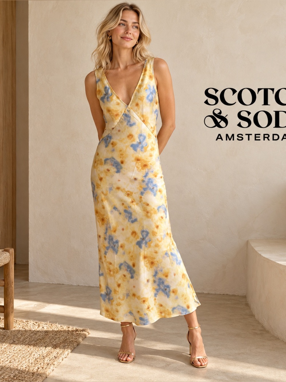 🌸Scotch & Soda Yellow and Blue Floral V-Neck Satin Midi Dress size S Chic